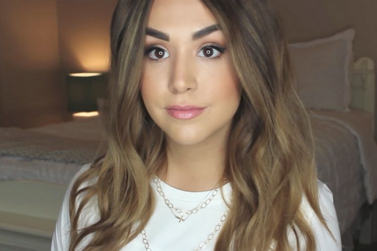 Beach waves : obtenir des cheveux ondulés effet retour de plage