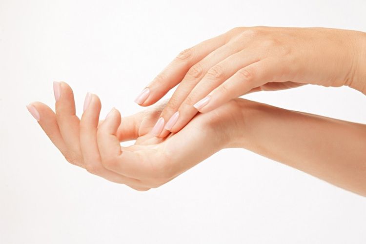 Comment prendre soin de ses mains ?