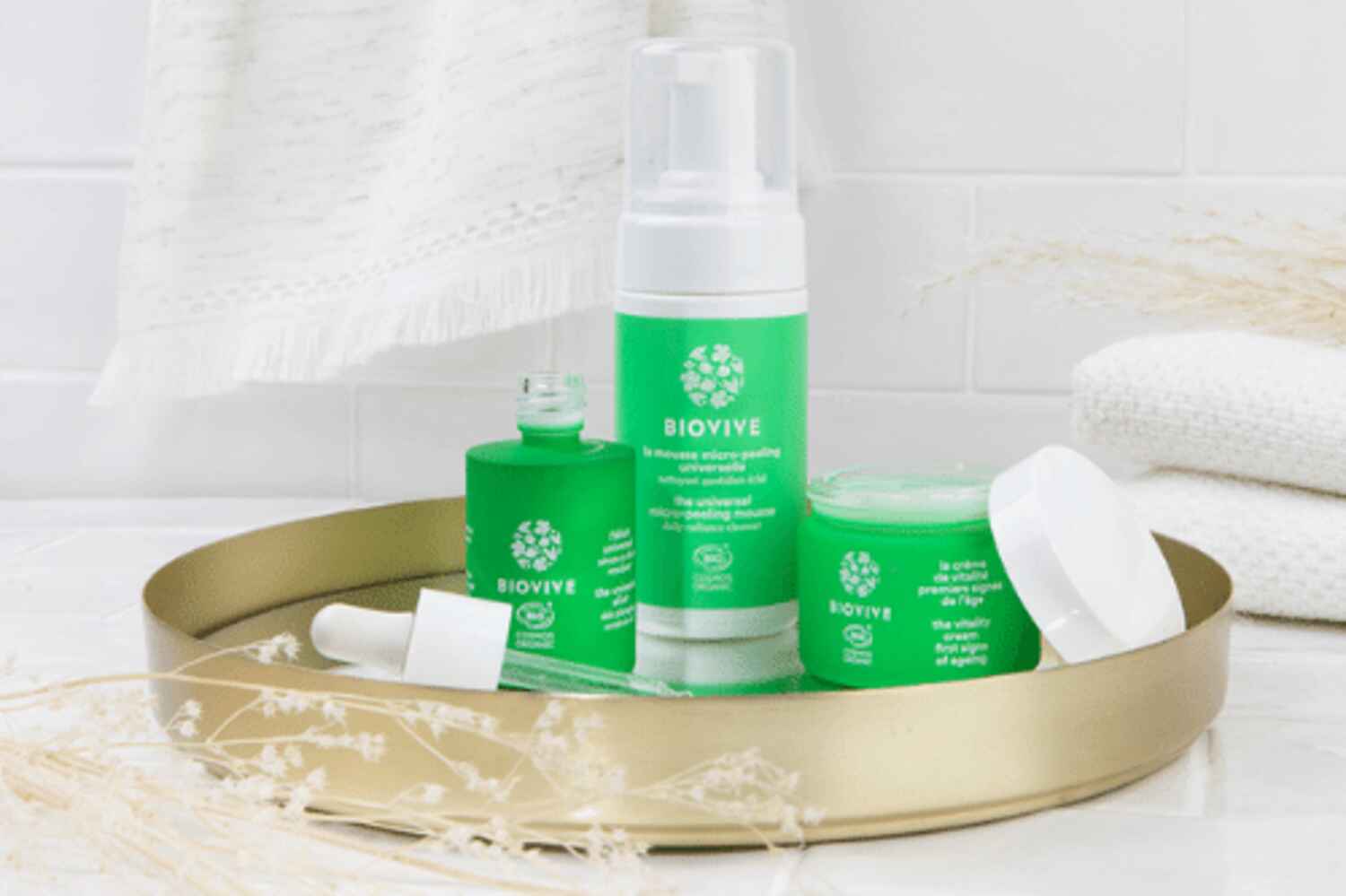 Les multiples avantages de la mousse micro-peeling de Biovive