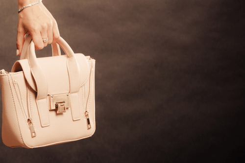 Le vanity : le bagage indispensable des beautistas