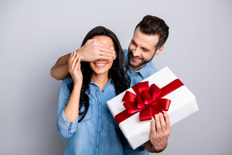 Des idées de cadeaux originales pour elle