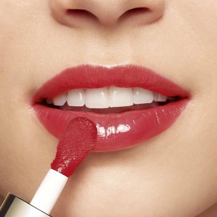 Soin de la Peau et Cosmétique : Des Produits Indispensables pour une Beauté Éclatante