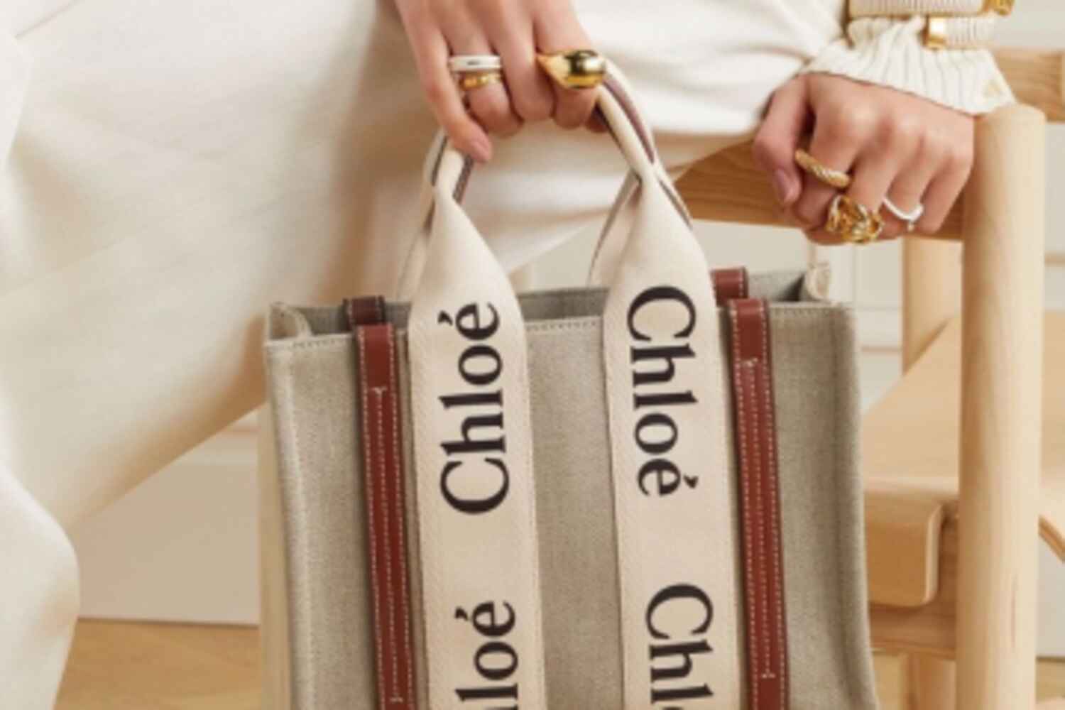 Derni&egrave;re actualit&eacute; beaut&eacute; : Le Sac Tote : L'Indispensable de la Mode et du Lifestyle de Luxe