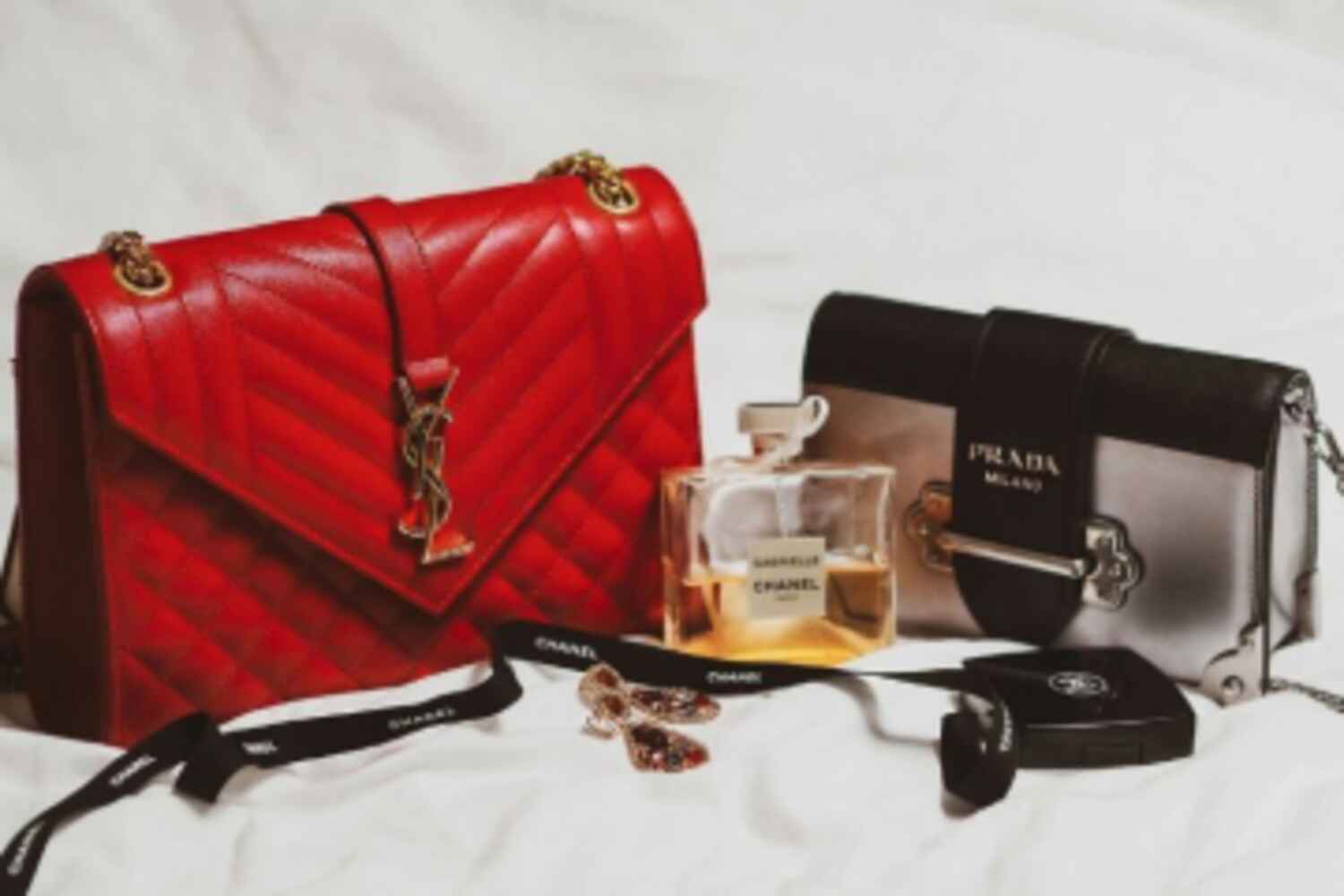 Dernier conseil beaut&eacute; : Le Sac de Luxe : l'Accessoire Indispensable pour une Élégance Intemporelle