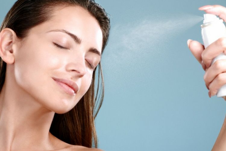 Brumes de soin : la tendance soin pour purifier sa peau
