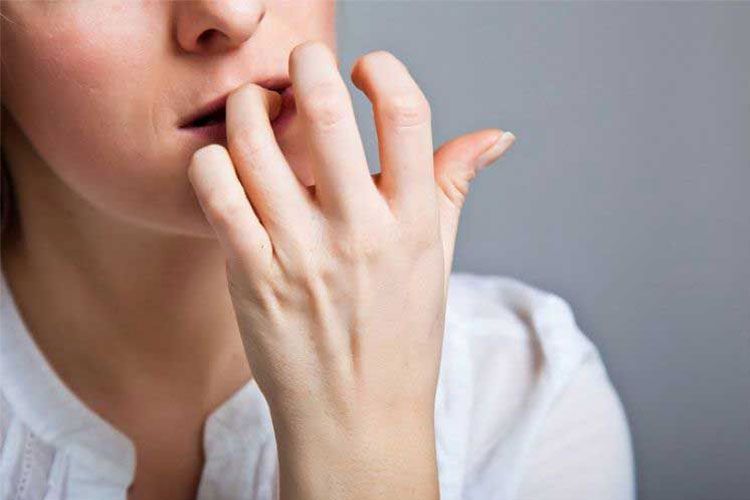 Les 5 meilleurs produits contre les ongles rongés