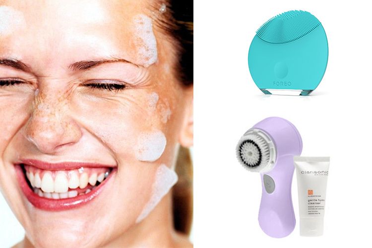 Choisir une brosse nettoyante pour le visage