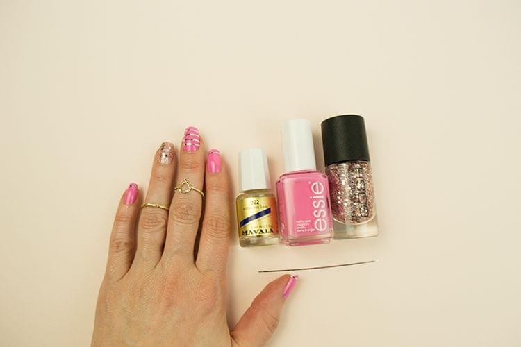 Un nail art facile avec du striping tape