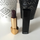 Swatch de Lisalmbrt : Rouge Allure - Le Rouge Intense, Chanel