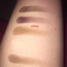 Swatch de xVicky : Chocolate bar - Palette de fards à paupières, Too Faced