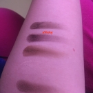 Swatch de xVicky : Chocolate bar - Palette de fards à paupières, Too Faced