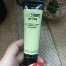 Swatch de carollaan : FaceStudio Prime base de teint anti-rougeurs, Maybelline New York
