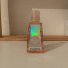 Swatch de ICharles80 : Gel mains nettoyant, Merci Handy