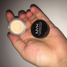 Swatch de perle09 : Concealer Jar - Full Coverage Pot Anticernes, NYX
