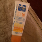 Swatch de amanda.donz : CREME SOLAIRE TOLERANCE OPTIMALE SPF50, Mixa