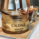 Swatch de capuuup : Gommage Divin, Caudalie