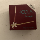 Swatch de Lauulauu : Hoola - Poudre Soleil, Benefit Cosmetics