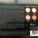 Swatch de amlmz : Glow & highlights palette, Action