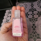 Swatch de Vir_ginie62 : Gel mains nettoyant, Merci Handy
