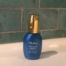 Swatch de caroline gmt : Miracle Cure Soin Fortifiant, Sally Hansen