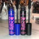 Swatch de e.a.s.beauty : Mascara Volume I Love Extreme, Essence