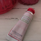 Swatch de camanoa : Crème Mains, L'Occitane