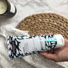 Swatch de @Lilie : Gelée Fraîcheur Nettoyante, Condensé Paris