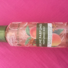 Swatch de baddiesbylea : Brume Parfumée Corps & Cheveux Pêche & Anis Etoilé, Yves Rocher
