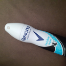 Swatch de L.Honey : Déodorant Invisible Aqua, Rexona