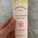 Swatch de Kiimiinekoolullaby : Crème de gommage, Le Jardin Retrouvé