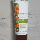 Swatch de Gabhy : Gommage Végétal - Toutes peaux, Yves Rocher