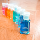 Swatch de Lesblablasdesoso : Gel mains nettoyant, Merci Handy