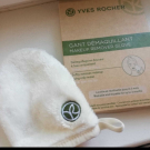 Swatch de jujupartenariat : Gant démaquillant, Yves Rocher
