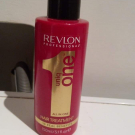 Swatch de Chrisjan : All In One Hair Treatment - Uniq One, Revlon Professional