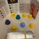 Swatch de Gwendo Lyne : DIFFUSEUR D'HUILES ESSENTIELLE ET SON PACK DE CAPSULES HONEY ODYSSEY, SKINJAY
