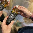 Swatch de Fromtoulonwithlove : Huile à barbe Orient, Tonsor & Cie