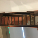 Swatch de Eden46 : Naked 2  Basics Palette, Urban Decay