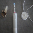 Swatch de zaz19 : Brosse à dent électrique Oral-B Vitality Cross Action, Oral-B