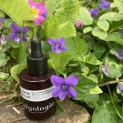 Swatch de Chic50something : Élixir de Pen Lan - Huile Précieuse Revitalisation Intensive, Algologie