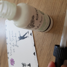 Swatch de Anna Lang : Sérum Botanique Booster Éclat Anti-Taches - Perfect Pisum, Saeve
