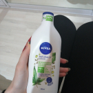 Swatch de clem2678 : Naturally good lait apaisant huile de graines de chanvre bio, Nivea