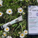 Swatch de preci5 : Sérum Botanique Booster Éclat Anti-Taches - Perfect Pisum, Saeve
