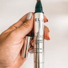 Swatch de lipstickmonster_fr : EYE MAGIC GEL CREMEUX CORRECTEUR LUMIERE, Veld's