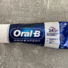 Swatch de france.brigue : 24H de protection Blancheur pro-expert, Oral-B