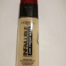 Swatch de Magli : Fond de Teint Infaillible Fluide, L'Oréal Paris