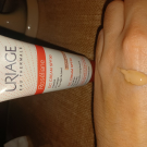 Swatch de Mannue56 : Roséliane CC Cream SPF 30, Uriage