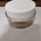Swatch de MahNaturel : Nuage de chantilly - crème fouettée gourmande, Kanité