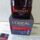 Swatch de charlyvandv : Revitalift Laser X3 Jour, L'Oréal Paris