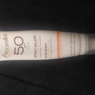 Swatch de Suavela : Spray solaire haute tolérance, Acorelle