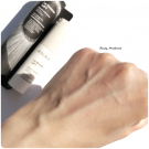 Swatch de Beauty Moodboard : Le Booster LIFT, Absolution
